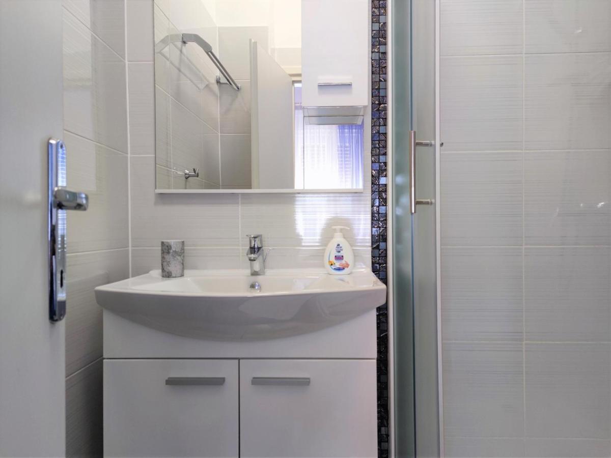 Art Of Zadar- Rooms And Apartment ภายนอก รูปภาพ