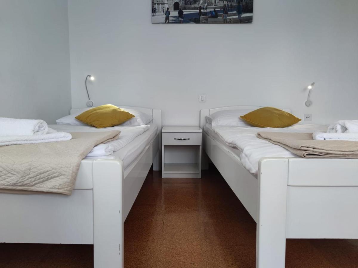 Art Of Zadar- Rooms And Apartment ภายนอก รูปภาพ
